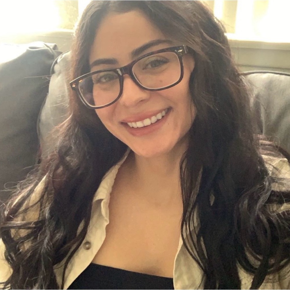 Meet your Posher, Asucena